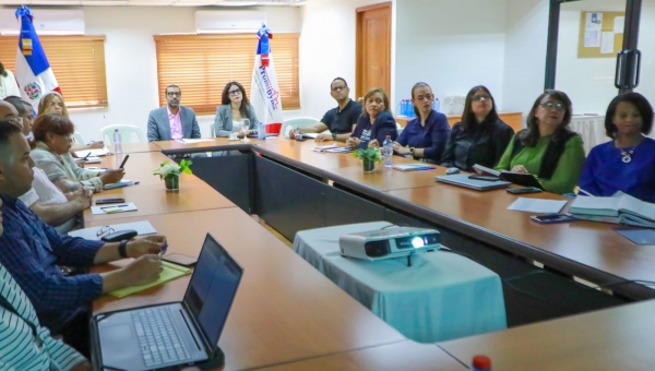 Ejecutivos Promipyme participan taller sobre Caf